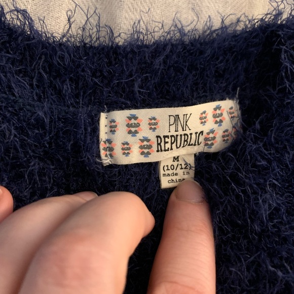 Dark blue fuzzy sweater - Picture 2 of 4